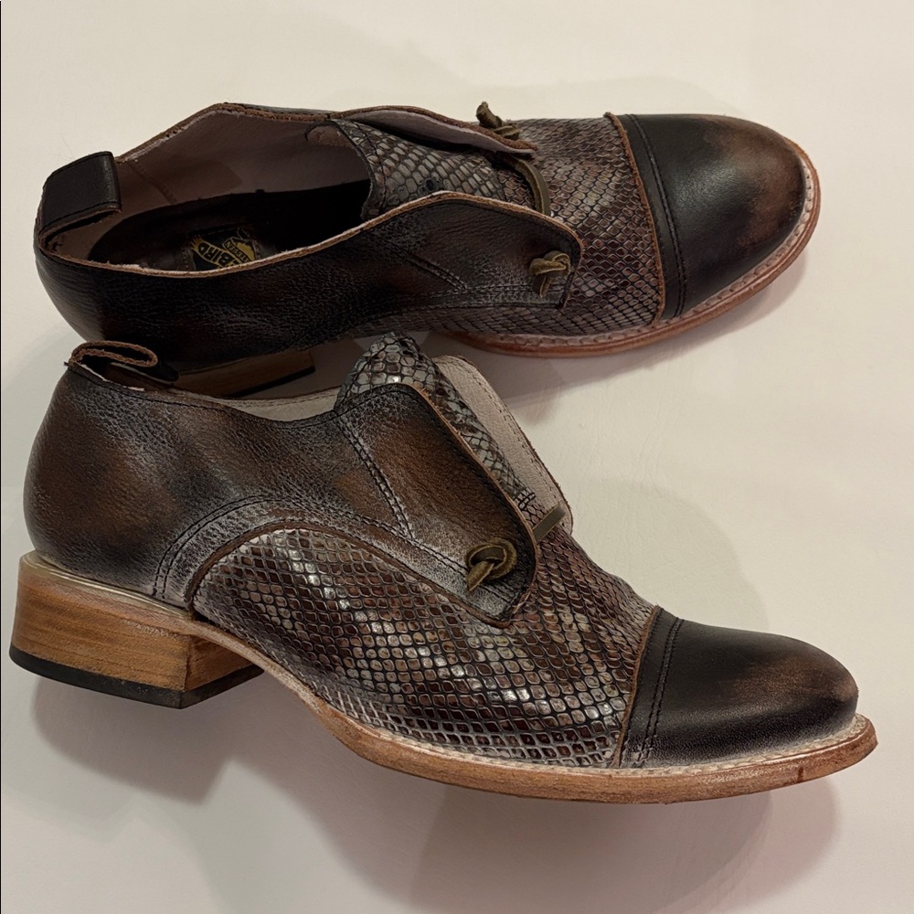 Freebird Women’s Shoes Animal Print FB
Mabel Oxford Shoes Size 9 - Picture 7 of 15